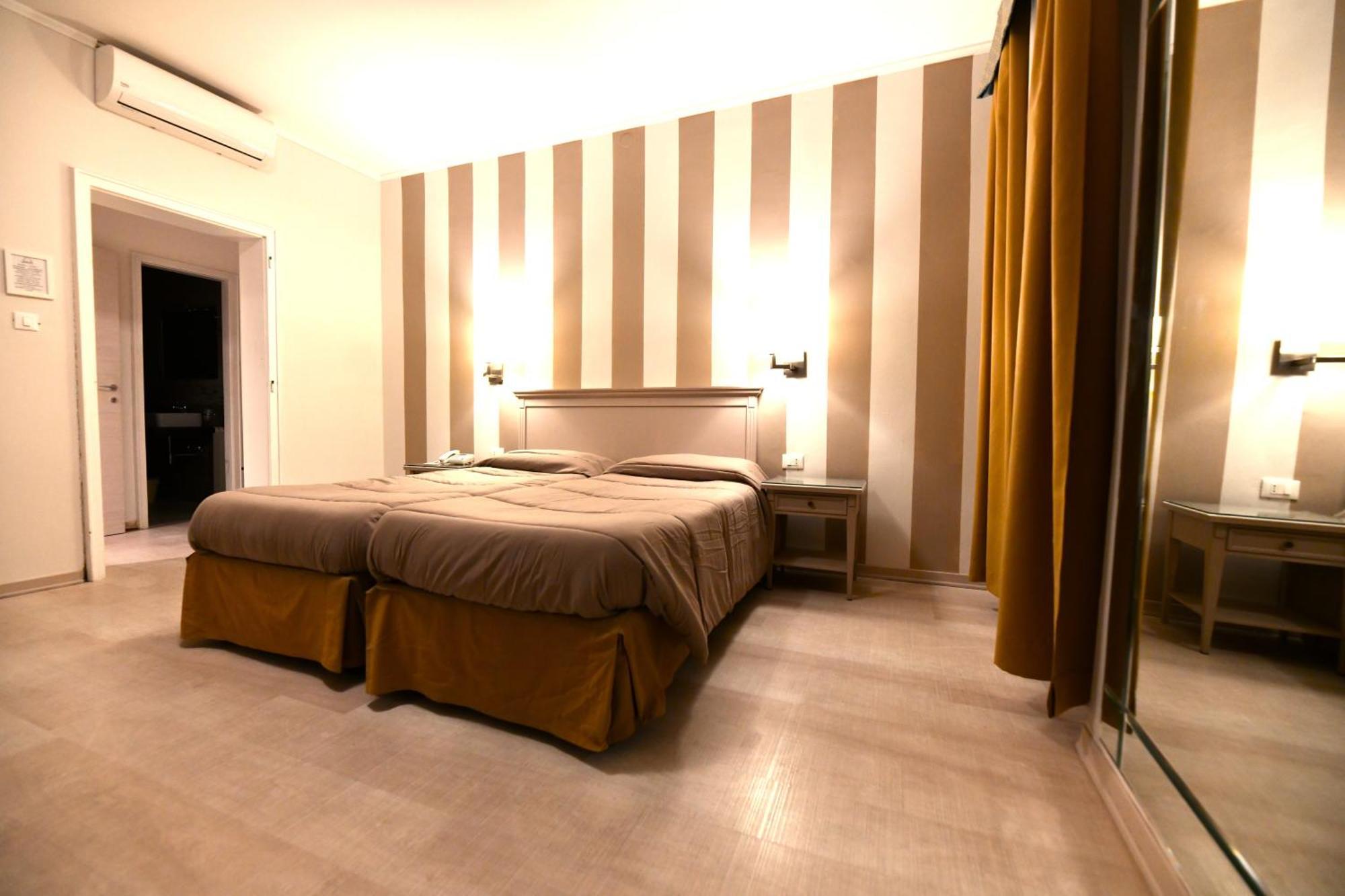 Hotel Bristol Trieste Eksteriør billede